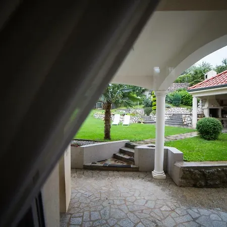 Apartman Apartments Villa Majda *