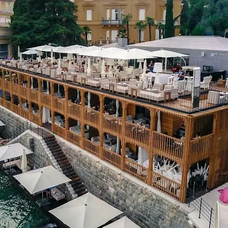 Apartments Villa Majda *