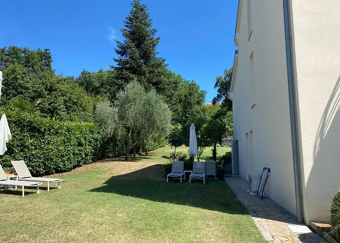 アパート Majda *