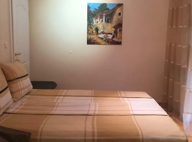 アパート Majda マトゥリ